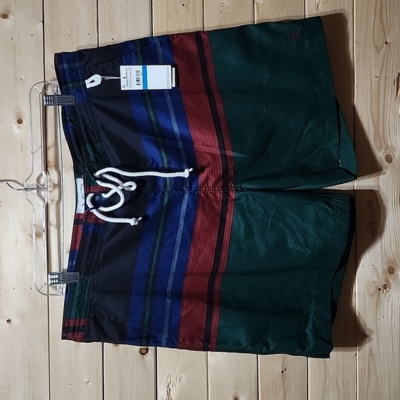 Original Penguin Other - Orginal Penguin Men's Board Shorts Size 36 NWT